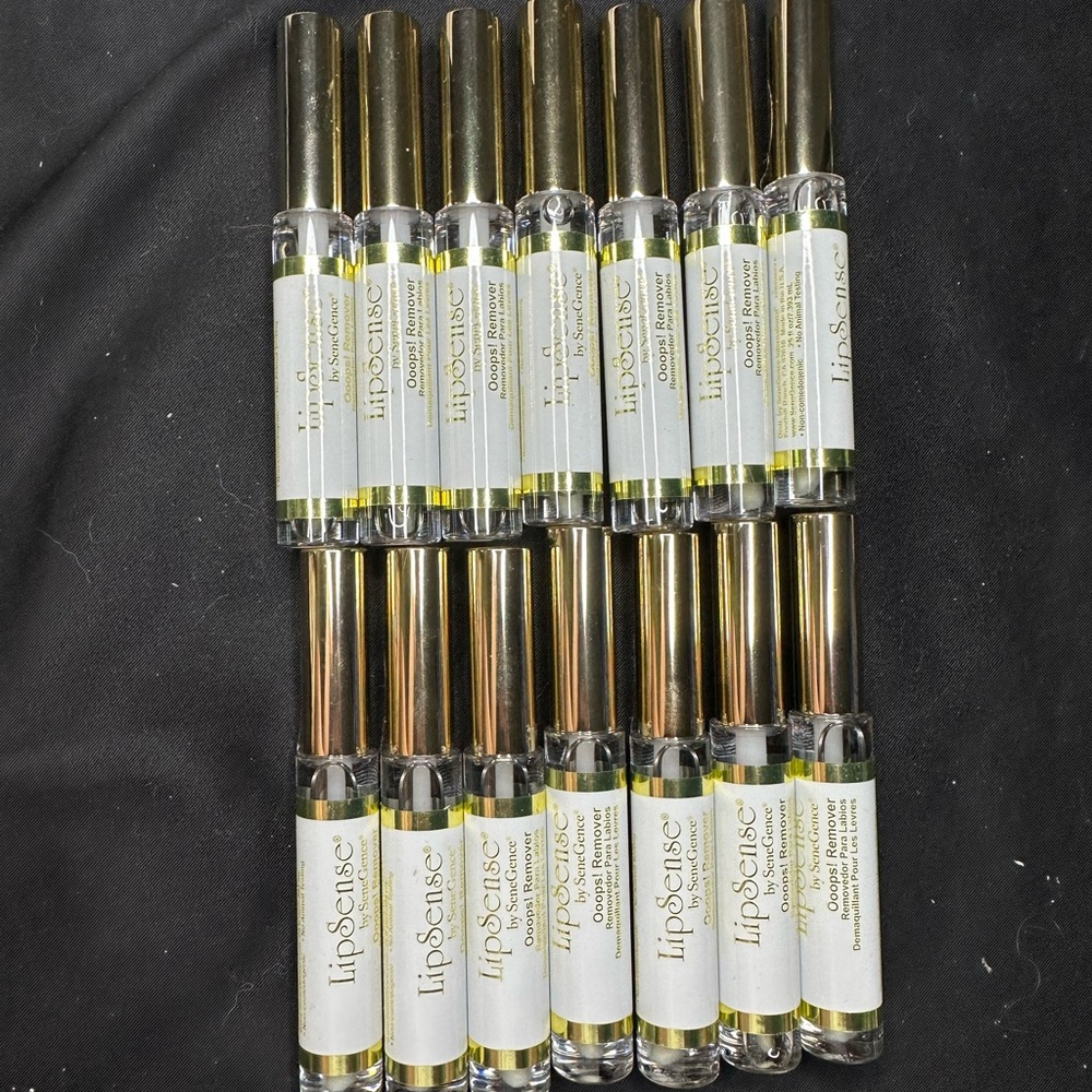14 unopened senegence Lipsense oops remover